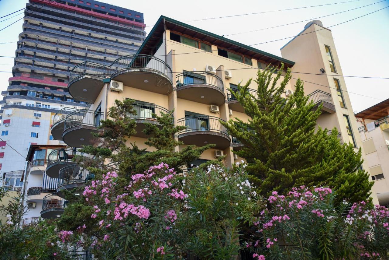 Koa Hotel ドゥラス エクステリア 写真